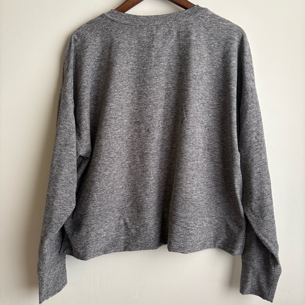 Fabletics Heather Gray Performance Pullover Sweat… - image 6